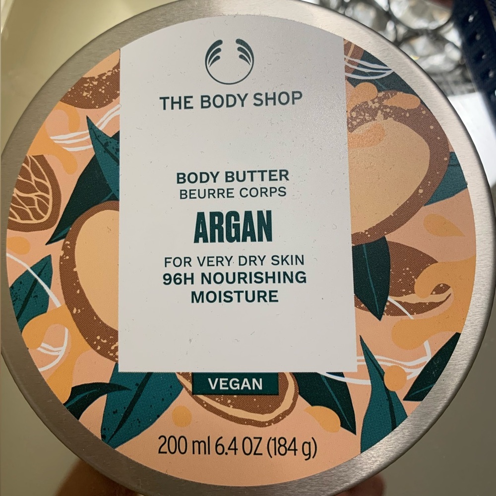 NEW Canadian!!! 🇨🇦 Argan lotion from the body Shop!